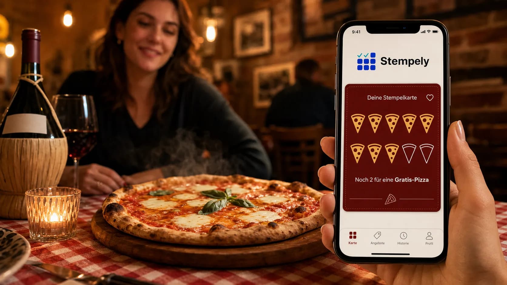 Pizzero con la app Stempely junto al horno de pizza, tarjeta de fidelidad digital para pizzería